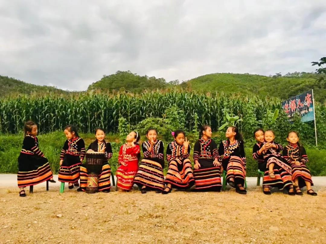 西雙版納夏令營(yíng)