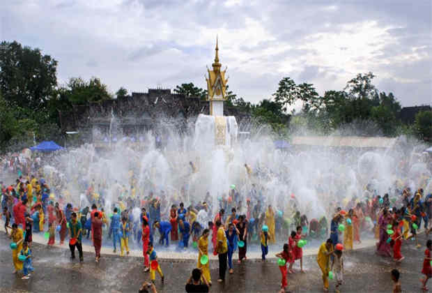 云南旅游 | 史上最全西雙版納，保姆級旅游攻略分享！省錢省心、完美避坑不踩雷，帶你輕松玩轉版納！